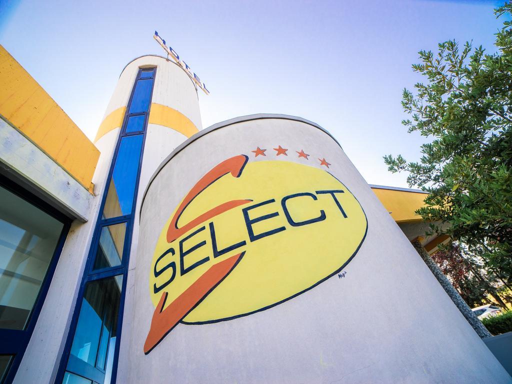Hotel Select Atessa Exterior photo