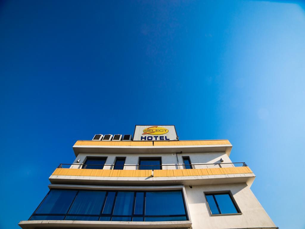 Hotel Select Atessa Exterior photo